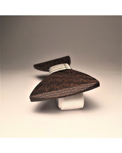 Wooden bow tie with cufflinks