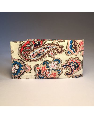 Drewniana muszka z poszetką