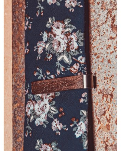 Wooden tie clip