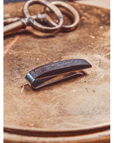 Drewniana spinka do krawata