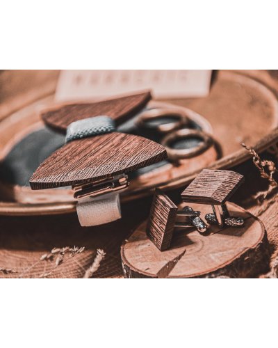 Wooden bowtie and cufflinks