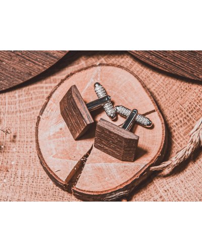 Wooden bowtie and cufflinks