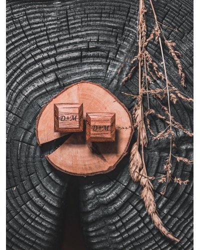 Wooden cufflinks 