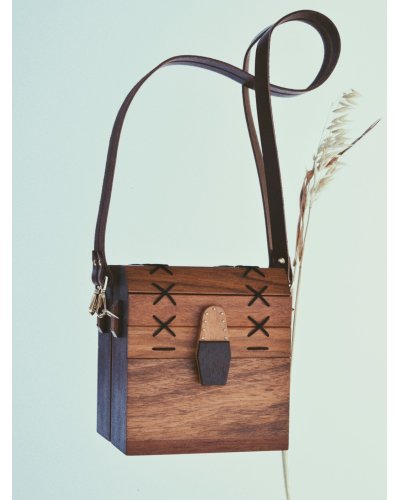 Wooden bag MIA