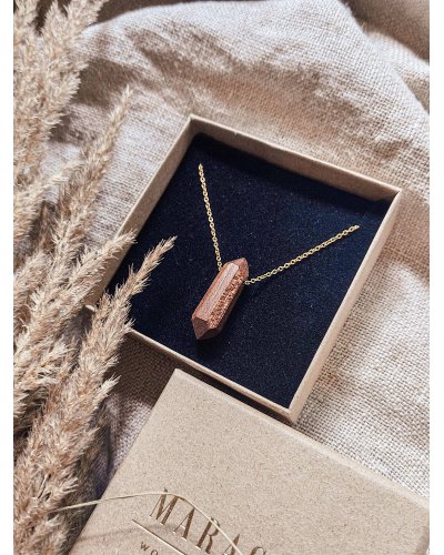 Łańcuszek z drewnianym kryształem