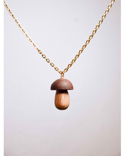 Necklace with mushroom