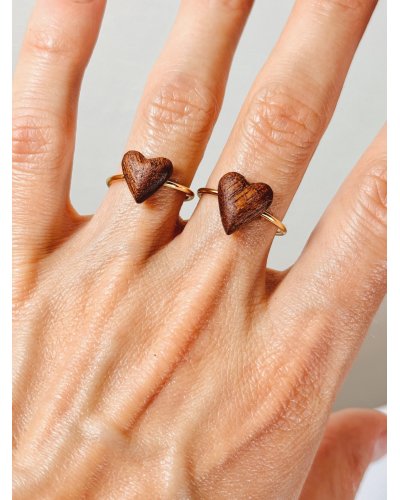 Pierścionek drewniane serduszko