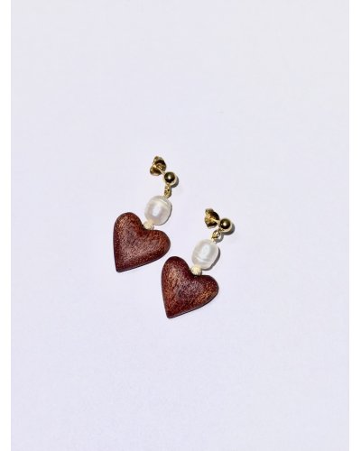 Pearl love earrings