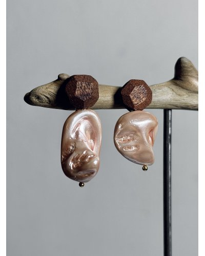 Pearl Spell earrings