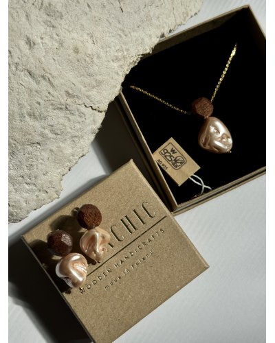 Pearl Spell necklace