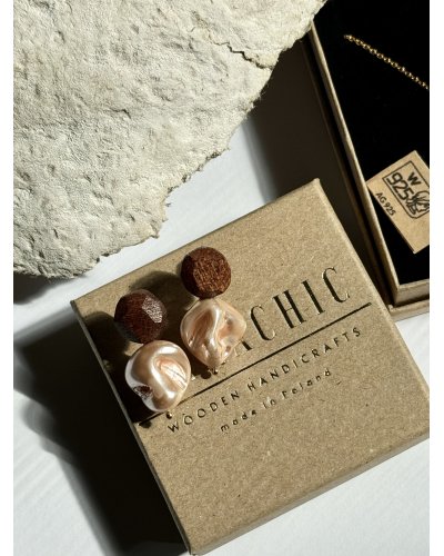 Kolczyki Pearl Spell autorskie kolczyki z perłą barokową i drewnianym diamentem