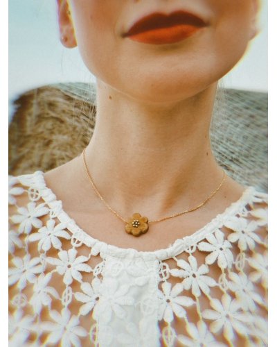 Chain with a wooden heart