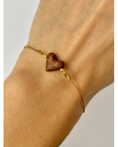 Bracelet with a wooden heart