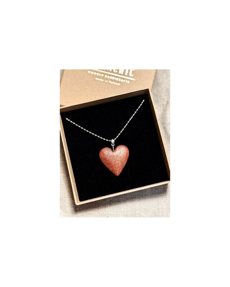 Necklace with a heart