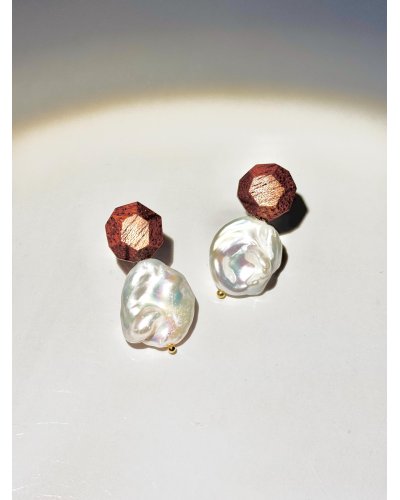 Pearl Spell earrings