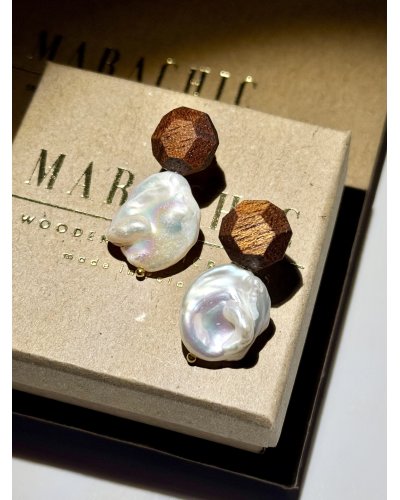 Pearl Spell earrings