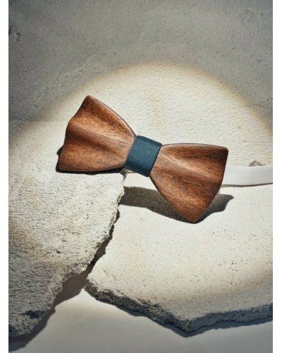 Hand-carved wooden bow tie SAPELI WOOD