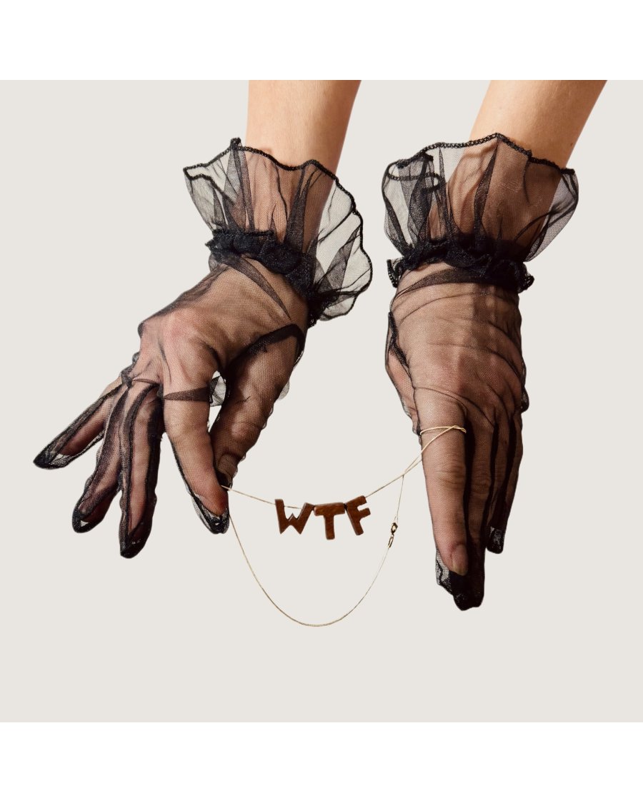 Necklace with wooden pendants WTF MARACHIC