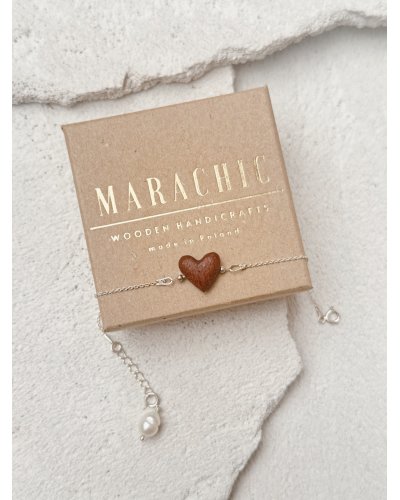 Bracelet with a wooden heart