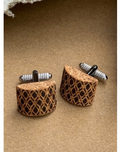 Wooden tie clip and cufflinks. A gift for him!