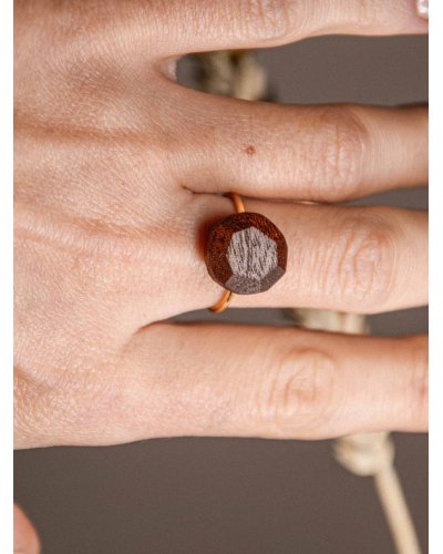 Wooden diamond ring. A unique handicraft as a gift for her.