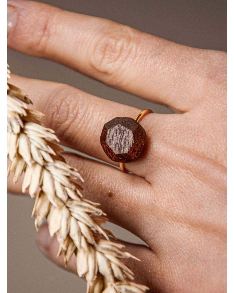 Wooden diamond ring. A unique handicraft as a gift for her.