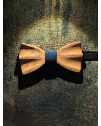 Hand-carved wooden bow tie NATURAL OAK