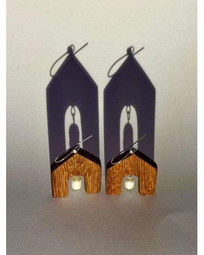 Kolczyki Pearl's Shelter Tiamba i Perła Słodkowodna – Luksusowe Rękodzieło