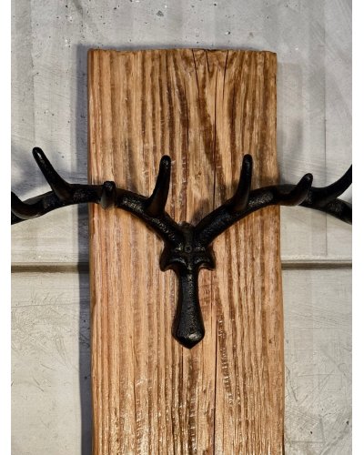Rustic Reclaimed Wood Wall Rack with Metal Antlers. Farmhouse Hanger