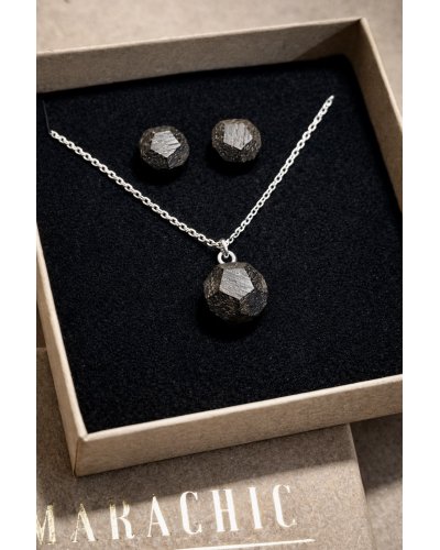 Wooden Jewelry Collection | The Perfect 5th Anniversary Gift