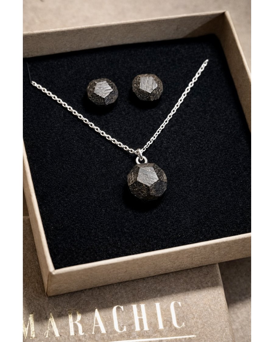 Wooden Jewelry Collection | The Perfect 5th Anniversary Gift