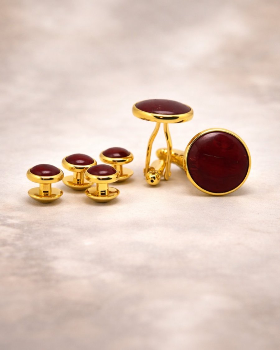 Wooden cufflinks and a tie clip