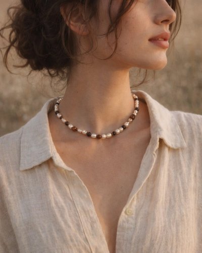 Vintage style necklace with natural pearls and wooden beads