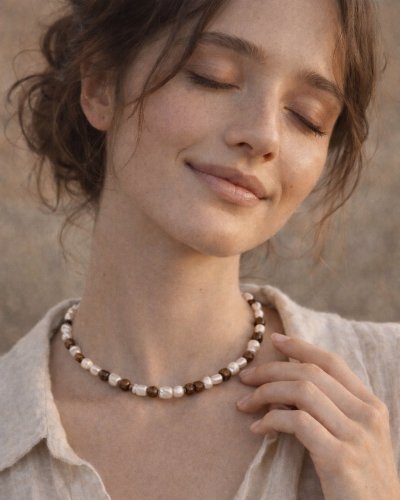 Vintage style necklace with natural pearls and wooden beads