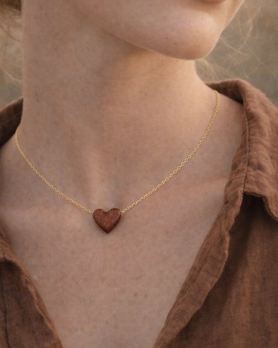 Unique jewelry for her - a choker chain with a wooden heart