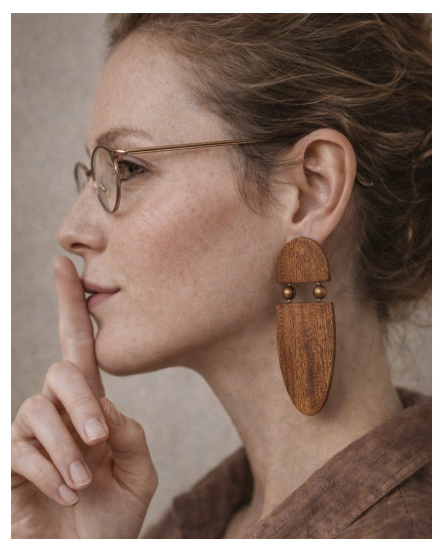 Wooden earrings with Perls