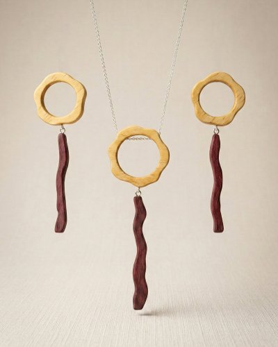 SAMARA wooden jewelry set – handmade necklace and earrings in samba and amaranth wood